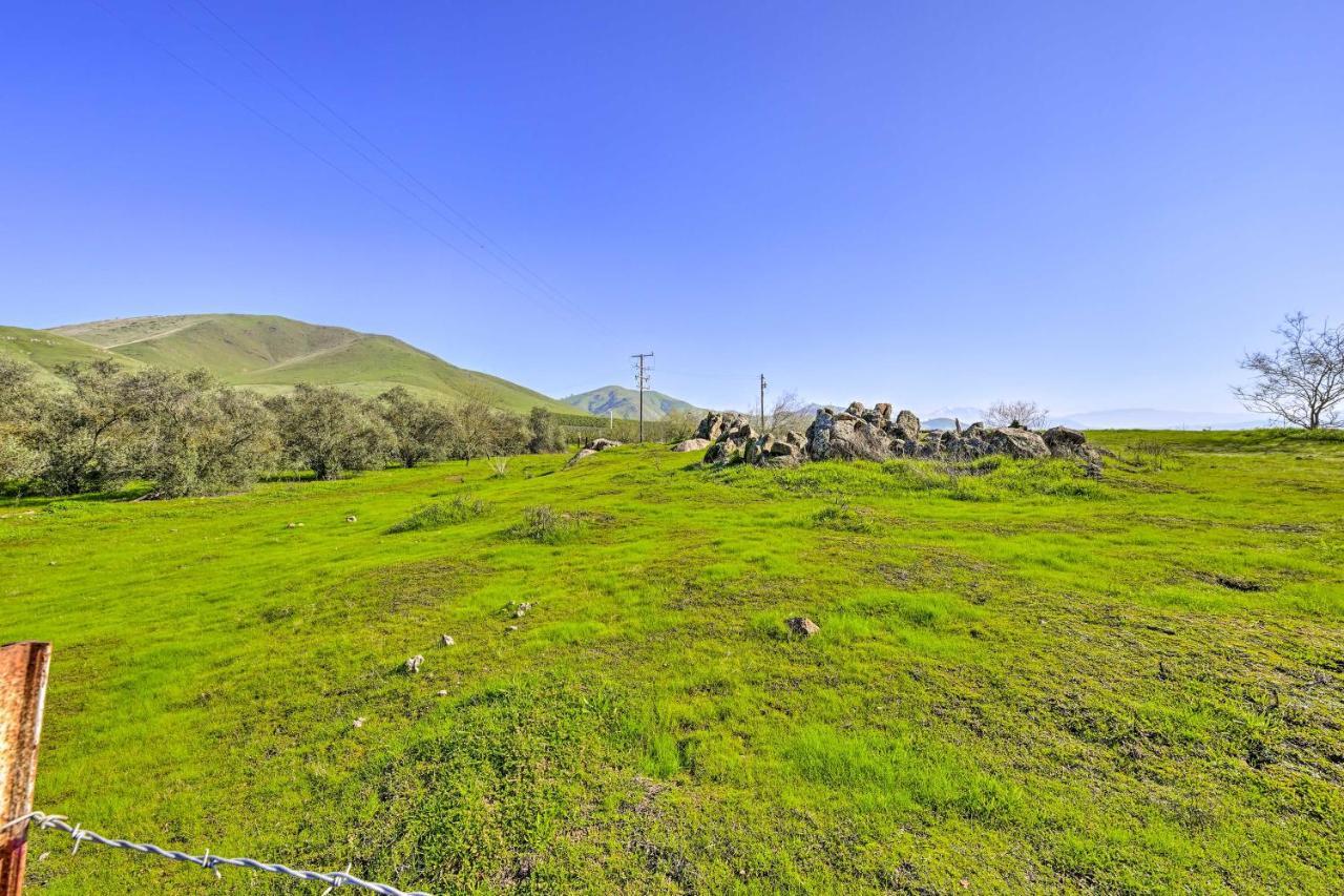 Peaceful Ranch Home With Sierra Nevada Views Woodlake Luaran gambar