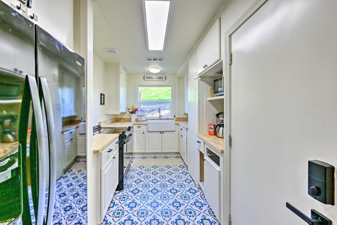 Peaceful Ranch Home With Sierra Nevada Views Woodlake Luaran gambar